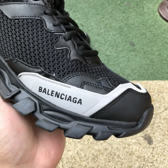 Bale*ciag* Black Track.3 Black
