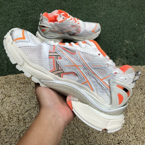 Bale*ciaga Runner Orange shoes