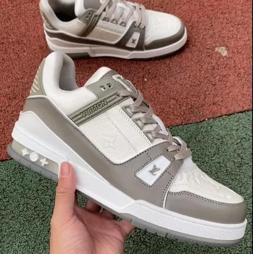 Louis Vuitton Trainer Grey White