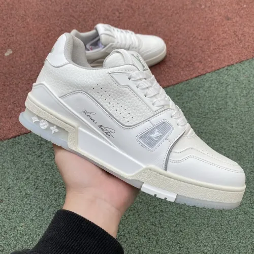 Louis Vuitton Trainer White Signature