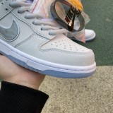 Concepts x Nike SB Dunk Low  White Lobster”