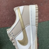 Nike Dunk Low Phantom Metallic Gold（W）