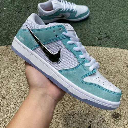 APRIL SKATEBOARDS x Nike SB Dunk Low