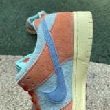 Nike SB Dunk Low Orange Emerald Rise