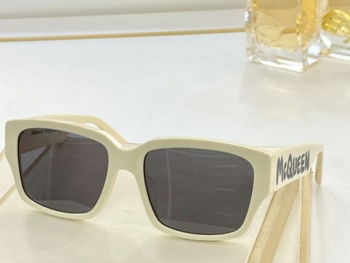 Alexander McQueen Sunglasses AAAA-007