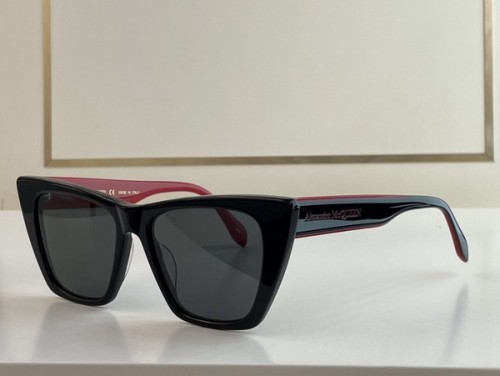Alexander McQueen Sunglasses AAAA-008