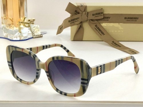 Burberry Sunglasses AAAA-977