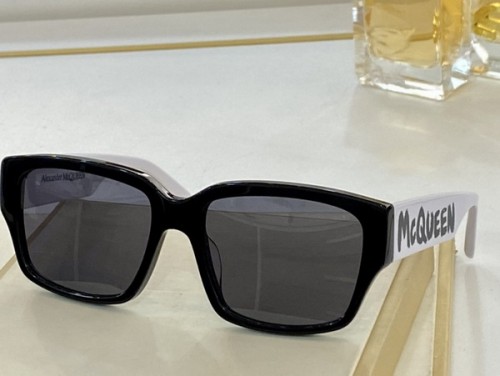 Alexander McQueen Sunglasses AAAA-035
