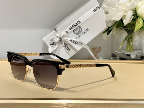 Versace Sunglasses AAAA-776
