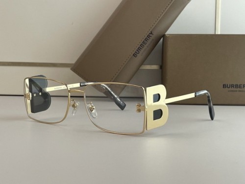 Burberry Sunglasses AAAA-527