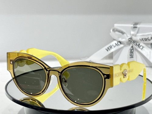 Versace Sunglasses AAAA-422