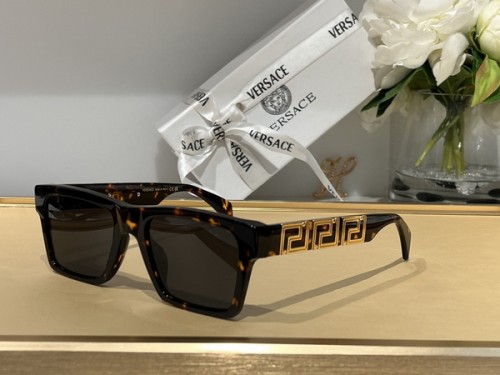 Versace Sunglasses AAAA-820