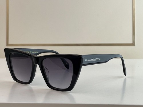 Alexander McQueen Sunglasses AAAA-003