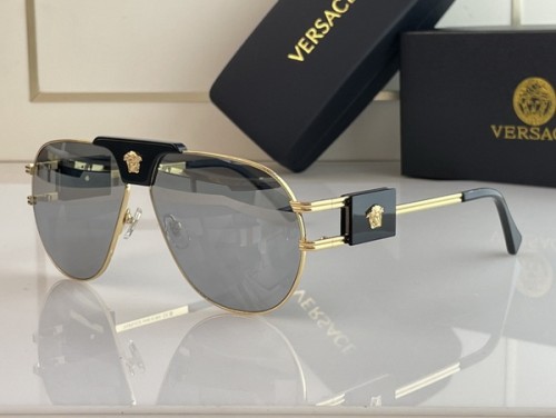 Versace Sunglasses AAAA-182