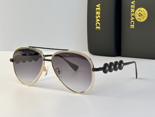 Versace Sunglasses AAAA-299