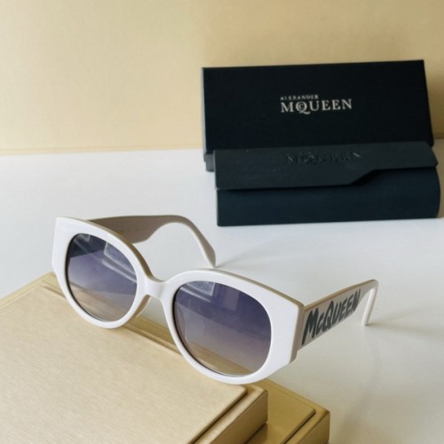 Alexander McQueen Sunglasses AAAA-031