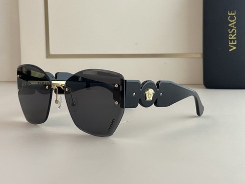 Versace Sunglasses AAAA-117