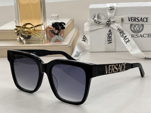 Versace Sunglasses AAAA-551