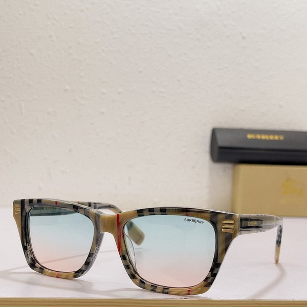 Burberry Sunglasses AAAA-1111