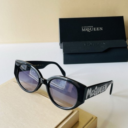 Alexander McQueen Sunglasses AAAA-044