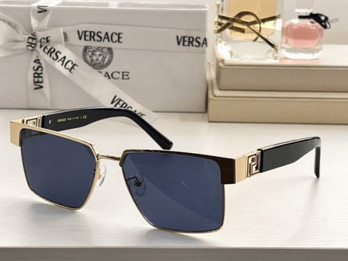 Versace Sunglasses AAAA-630