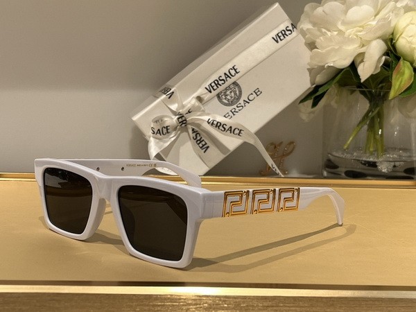 Versace Sunglasses AAAA-817