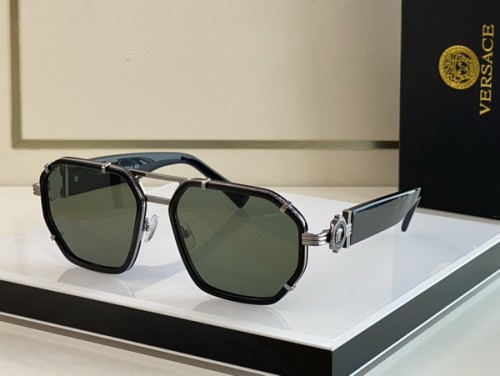 Versace Sunglasses AAAA-381