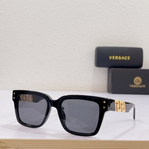 Versace Sunglasses AAAA-826