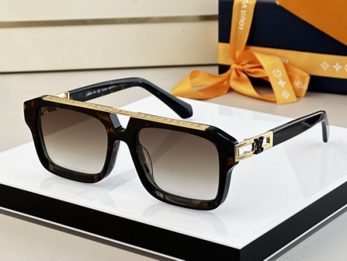 LV Sunglasses AAAA-2154