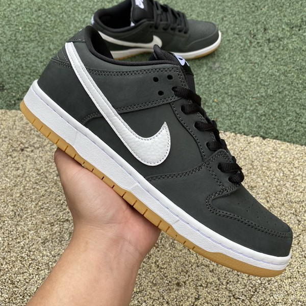 Nike SB Dunk Low Pro Black Gum