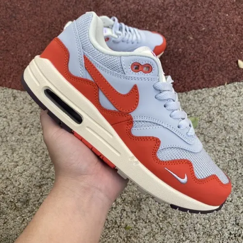 NIke Air Max 1 87 shoes