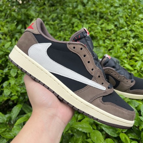 Jordan 1 Retro Low OG SP Travis Scott Mocha