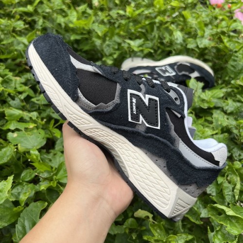 New Balance 2002R Protection Pack Black Grey