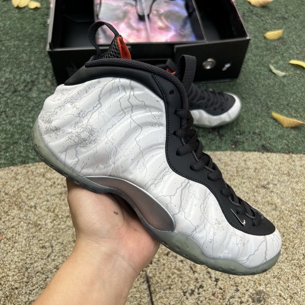 Nike Air Foamposite One Tekken 8 Jin Kazama