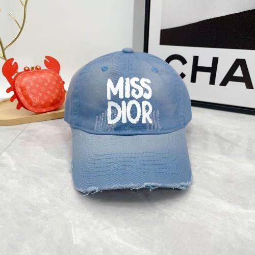 D1OR HATS-049