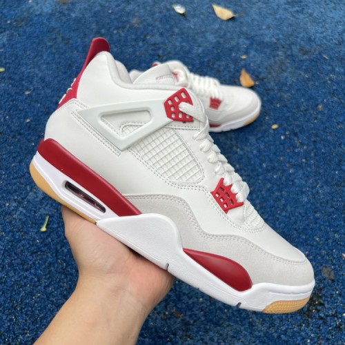 Nike SB x Jordan Air Jordan 4 “Varsity Red”