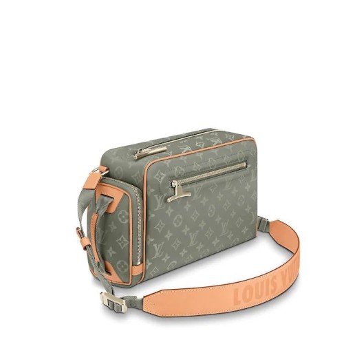 Louis Vuitton Camera Bag M43884