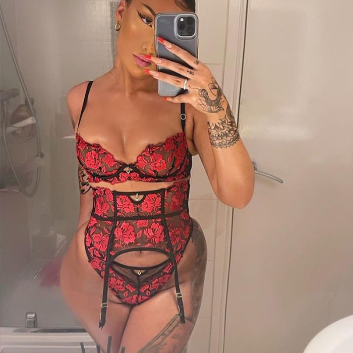 Women Embroidery Flower Red Lace Bra Sets 3 Pieces Lingerie