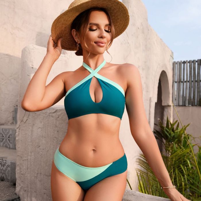 2023 Factory Price Green Bikini Set Halter Neck Sexy Keyhold Front Two Piece for Women