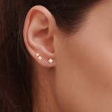 Prong Pearl Piercing Earring