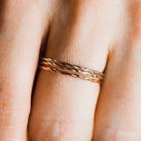 Solid Twisted Ring