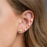 Pearl Cluster Piercing Earring