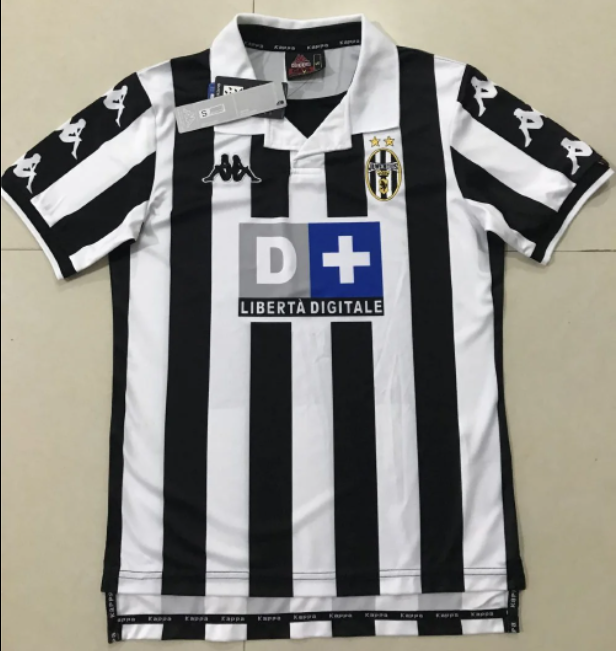 Juventus 99-00 home retro