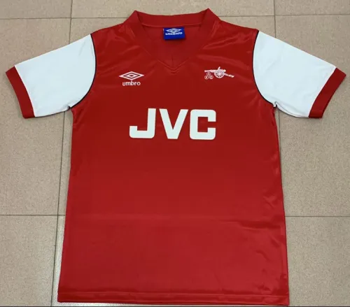 Arsenal 82 home retro
