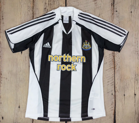 Newcastle united 2005-2006 home retro