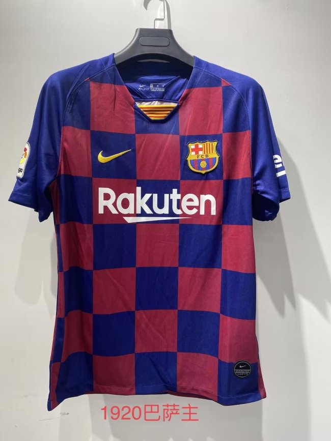 Barcelona 2019-2020 home #zhou