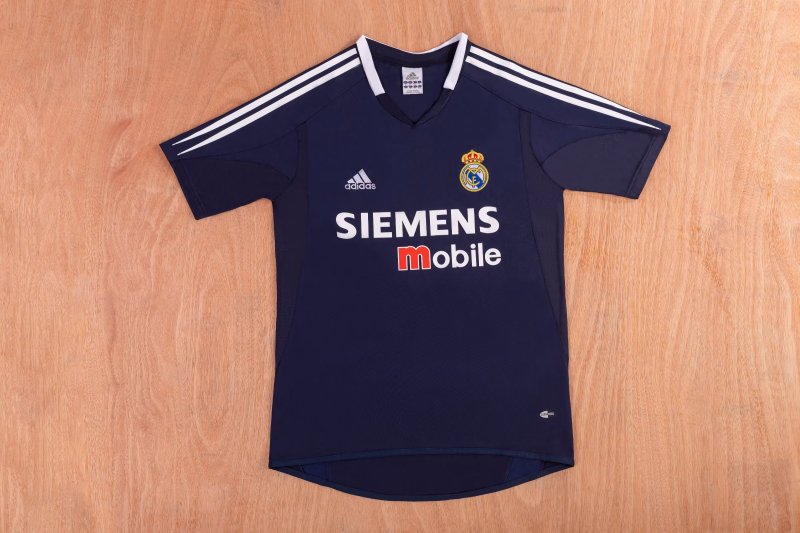 Real Madrid 2004-2005 navy retro #bashen