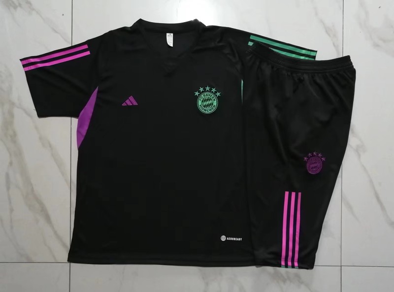 Bayern Munich shirt and shorts black 23-24 D829