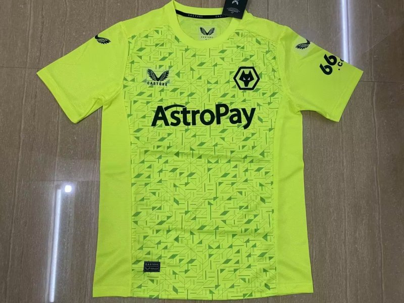  Wolverhampton Wanderers away green 23-24