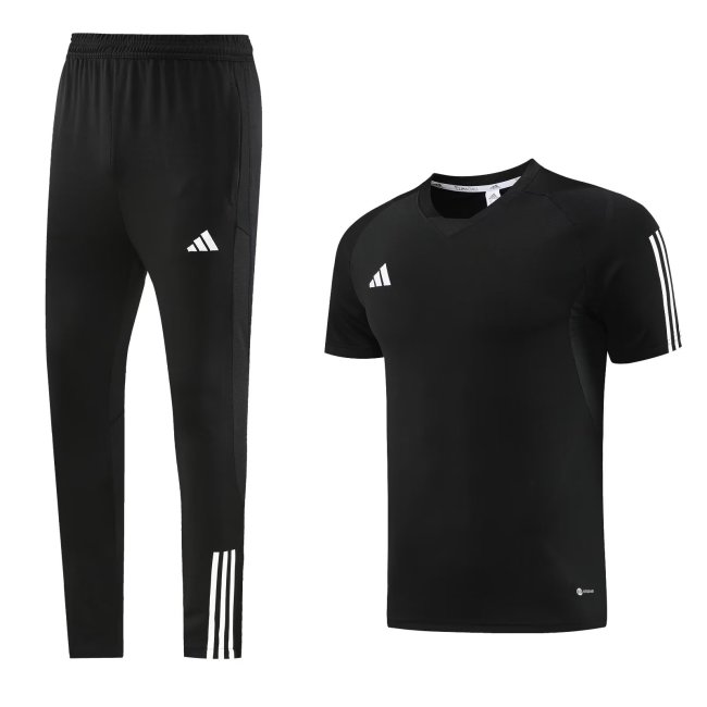AD03 black with pants